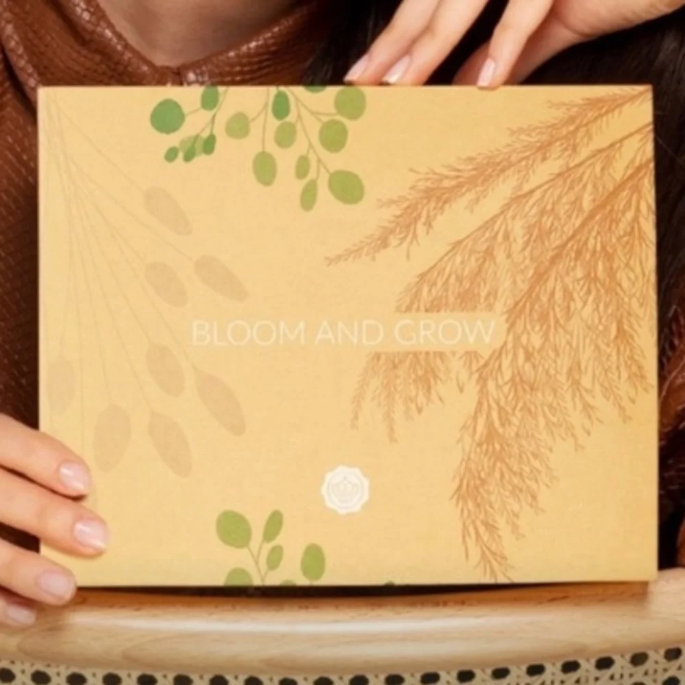 GLOSSYBOX LIMITED EDITION ‘BLOOM AND GROW’ STORAGE KEEPSAKE BOX